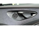 【スピーカー】デンマークの高級スピーカーメーカー「DYNAUDIO」が車内に12個標準装備。