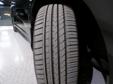 【純正アルミ】純正アルミ装備車です。走りもキビキビ見た目も格好良いです。見た目を重視する方には欲しい装備です!