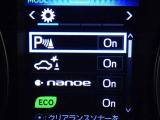 コーナーセンサーを車の前後に装備。障害物までの距離に応じて警告音を変えてお知らせ。縦列駐車時や駐車場・車庫などでの取り回しをサポートします。詳細は販売店スタッフまでおたずねください。