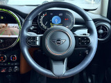 ◆LIBERALAは、輸入車選びの新たなスタイルを提案するインポート・セレクト・ブランドです。オーナー様となる方がクルマから直接感じる感性を第一にした、最良の一台との出会いをコーディネートいたします。