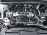 普段はあまり見ないエンジンルーム内も綺麗に仕上げています。見えない所も清潔に保ちたいですよね。