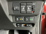 運転席から操作しやすい各種スイッチ