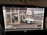 【ロールサンシェイド】強い日差しをカットしプライバシーも守るロールサンシェイド