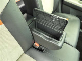 高品質カークリーニング 外装・内装、岐阜トヨペットの専門スタッフがシートもカーペットも綺麗に洗浄済み!プロの仕上げを是非ご確認ください。