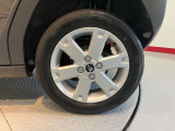 車両状態証明書修復歴の有無も一目瞭然。機能や内装・外装、走行距離、修復歴の有無をチェックし、クルマの状態を10段階にした車両状態証明書。数字や記号を使ってわかりやすく表示しています。
