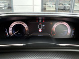 内装クリーニングも施しております。内装の綺麗なお車は気持ちが良くオススメさせていただく1つのポイントになっております。
