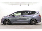 このお車はホンダ純正光脱臭・抗菌加工を納車前に致します。光触媒消臭は光触媒と銀イオンにより消臭とウイルス除菌や抗菌効果のダブル効果で車内を快適に保ちます。