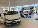 フォルクスワーゲン世界統一基準に準拠したCIショールーム。