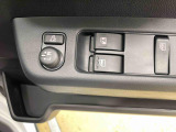 全ての車両に除菌・消臭システム「ワンダークリーン」を施行済みです。シートの表面はもちろん、後ろの席や足元も徹底的に除菌しております。