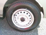 145/80R12インチタイヤ装着ですね