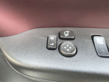 電動格納ミラー付です。