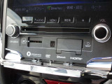 ナビ下のCD挿入口