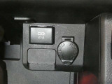 U-Carの販売だけでなく自動車保険、携帯電話の販売も行っております。