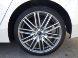 レオニス18インチアルミホイール!(215/45R18)