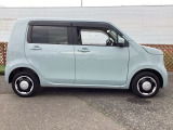 自社整備工場で点検整備をおこなってからお渡ししています。車検が残っている場合は『12ヶ月点検整備』を、車検整備付きの場合は『車検整備』をおこないます。整備費用は車両本体価格に含まれています。