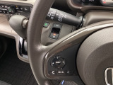 自社整備工場で点検整備をおこなってからお渡ししています。車検が残っている場合は『12ヶ月点検整備』を、車検整備付きの場合は『車検整備』をおこないます。整備費用は車両本体価格に含まれています。