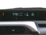 見やすさと正確さが、運転をもっと安全に。