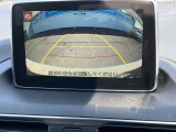 バックカメラ付きなので駐車も楽々です。
