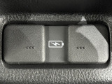 【後席シート】後席充電用USB(Type-C)後席に2つの「充電用USBジャック」を設置。長時間のドライブも安心です