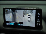 ◆マルチビューカメラシステム◆運転席から見づらい前後左右を、ナビ画面の映像で確認。見通しの悪い交差点や狭い道でのすれ違い、駐車などをサポートします。