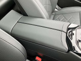 また、BMW正規認定中古車は、エマージェンシーサービスが自動付帯。24時間365日、皆様のカーライフをサポート致します。確かな安心のうえで、「駆けぬける歓び」をご堪能ください。