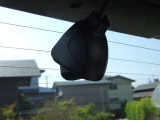ドライブレコーダー搭載(後方)あおり運転や事故に遭遇した際に映像を記録します