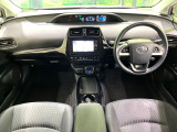 プリウス 1.8 S セーフティ プラス 