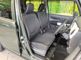 運転席シート廻りは使用感も少なく、良好な状態となっています。前オーナー様が丁寧に使っていたことがよくわかりますね。