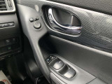 ☆クルマ買ったらエンジンオイル無料のテクノオートリアルです。納車時より走行距離4000キロ又は6ヶ月に一回のペースでご来店していただければ、エンジンオイル交換が無料です!工賃・オイル代金が0円!