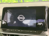 【メーカー純正9型ナビ】インテリアに溶け込むスタイリッシュな「専用設計」メーカーナビを装備♪視認性や操作性など基本性能にも優れ、より上質なカーライフをお楽しみいただけます。