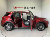 パノラマモニター対応。真上からの映像で車庫入れ狭い道での離合でも安心・安全をサポート♪♪