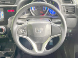 【ステアリングスイッチ】運転中、前方から目線をそらすことなく、オーディオ等の操作が可能な便利機能!安心&快適なドライブを演出してくれます♪