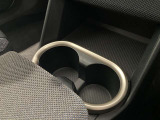 弊社在庫車両はすべて、入庫段階での客観的且つ厳正な車両チェック(第3者機関日本査定協会による査定)を実施しております。メーター改ざん車、修復歴車などは一切ございませんので、どうぞご安心くださいませ。