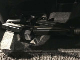 万が一の時に備えて搭載されている車載工具(ジャッキ)