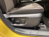 運転する人の体をしっかり支えるシート!使い勝手のいいパワーシート♪