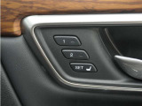 【ドライビングポジションシステム】Hondaスマートキー、DRIVER1・DRIVER2のそれぞれにシート位置を記憶でき、乗車時に使用キーを判別して自動で調整を行います。