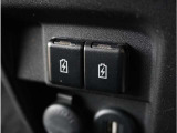 USBソケットも装備しており、スマホ充電に助かります。