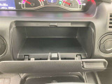 収納もたくさん付いています。大きなものから小さなものまで使う方の気持ちを考えた気遣いが嬉しいですね★