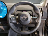MINIのインテリアは初代から一貫してクラシックMINIのインテリアをモチーフにしております。