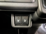 運転席と助手席にシートヒーターもついてます!