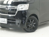 ◆オートハイビーム◆街灯などがなくて暗い場合、見やすいように自動でハイビームに。先行車や対向車を検知すると、ロービームに切り替えます!