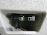 アンテナ分離型ETCです ETC本体は目立つところに設置していないのでデザイン的にも安全性も高いです 高速道路をご利用される方は必需品ですよ