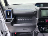 その他にお車ご購入に関して、気になる点やご不明な点がございましたら、「見積依頼」ボタン、もしくは無料ダイヤルより各店舗へお問合せください。