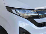 ☆オートライト機能☆車外の明るさに応じて自動的にヘッドランプを点灯・消灯。夕暮れ時やトンネルなどで役立ちます!