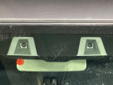 【スズキ セーフティサポート】走行中に前方の車両等を認識し、衝突しそうな時は警報とブレーキで衝突回避と被害軽減をアシスト。より安全にドライブをお楽しみいただけます。