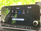 多彩なソースに対応したオーディオシステム。ラジオ、CD、USBなど、お好みの音楽を手軽に楽しめます。移動時間を快適な音楽で彩りましょう。