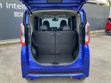 軽自動車ですがトランクは広々!たくさんお買いものしても大丈夫です!