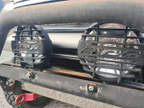 ライトは全車水垢等除去し磨きやコーティングを行っております。別途ご要望の方はプロテクションフィルム施工やクリア再塗装もできます