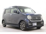 当社の優秀なスタッフがしっかり点検整備をさせていただいてからご納車いたします!さらに!エンジンオイル、エレメント・ミッションオイル・ワイパーゴムを新品交換になります!これで安心して乗って頂けます!
