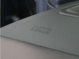 ◆助手席エアバッグ◆SRSエアバッグは、シートベルトだけでは防ぎきれない衝突時の衝撃から乗員を守るための安全装置。衝突時に瞬時に膨らみ、頭部や胸部がダッシュボードに直接衝突するのを防ぎます。